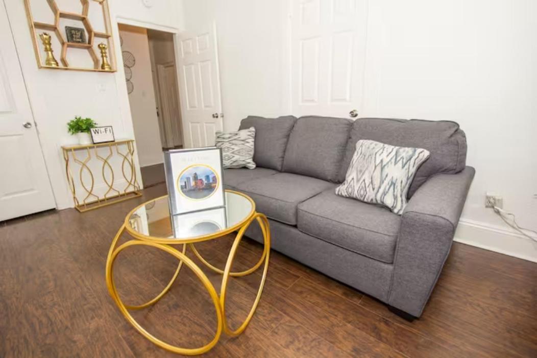 Modern Westshore Tampa Bagian luar foto