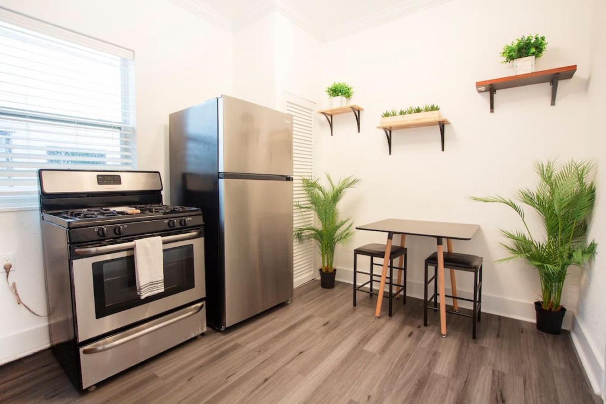 Modern Westshore Tampa Bagian luar foto