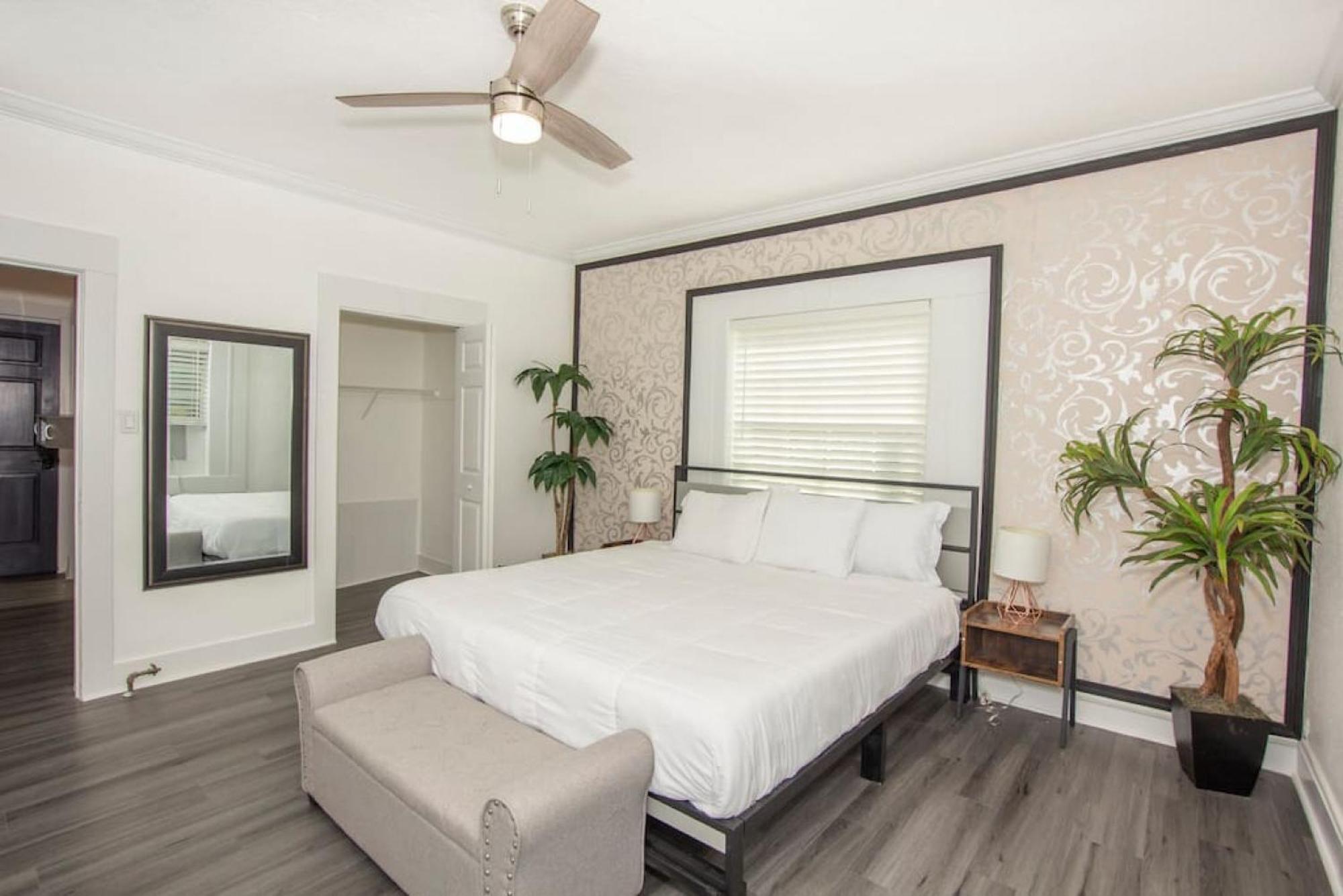 Modern Westshore Apartment Tampa Bagian luar foto