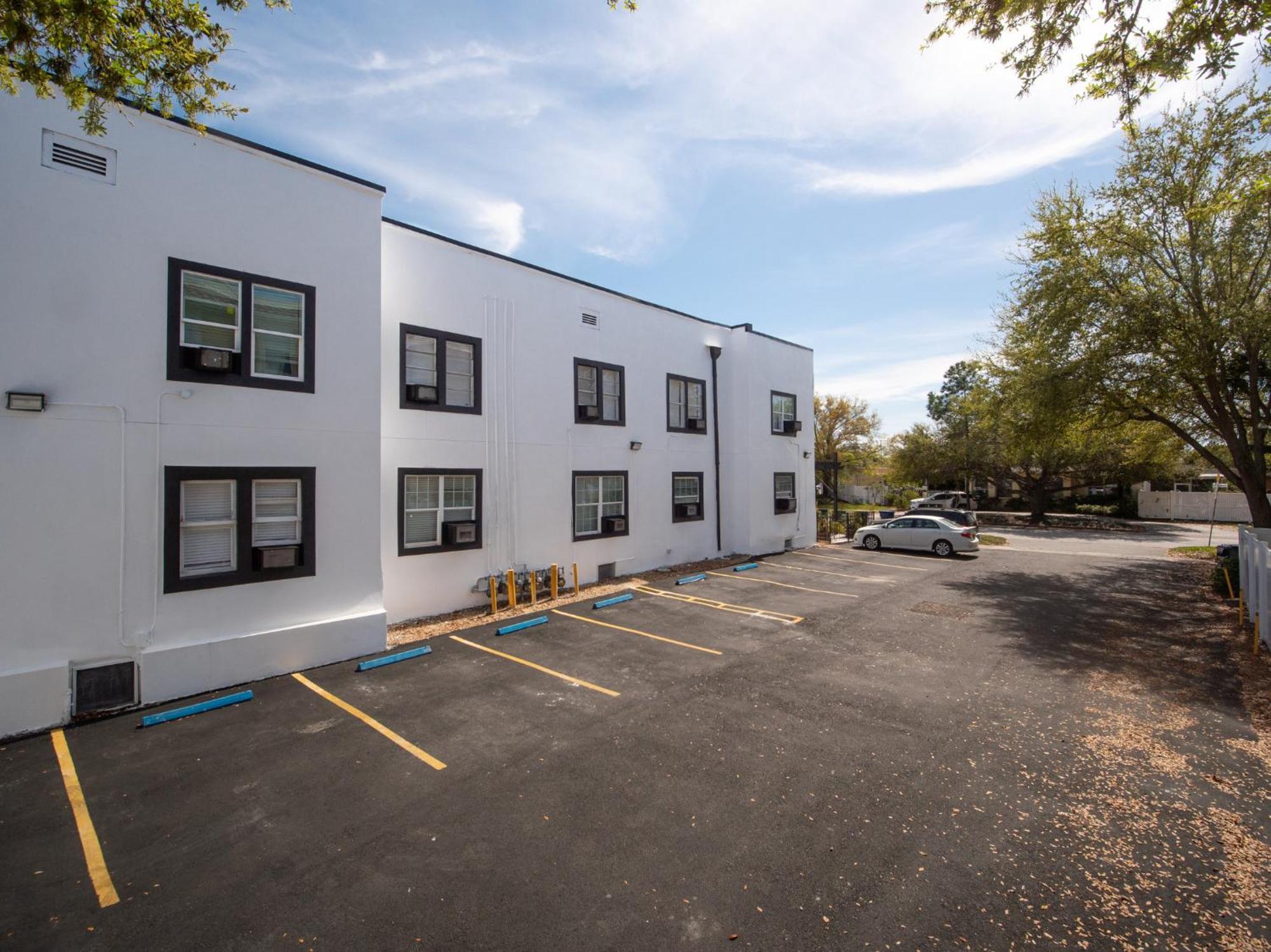 Modern Westshore Tampa Bagian luar foto
