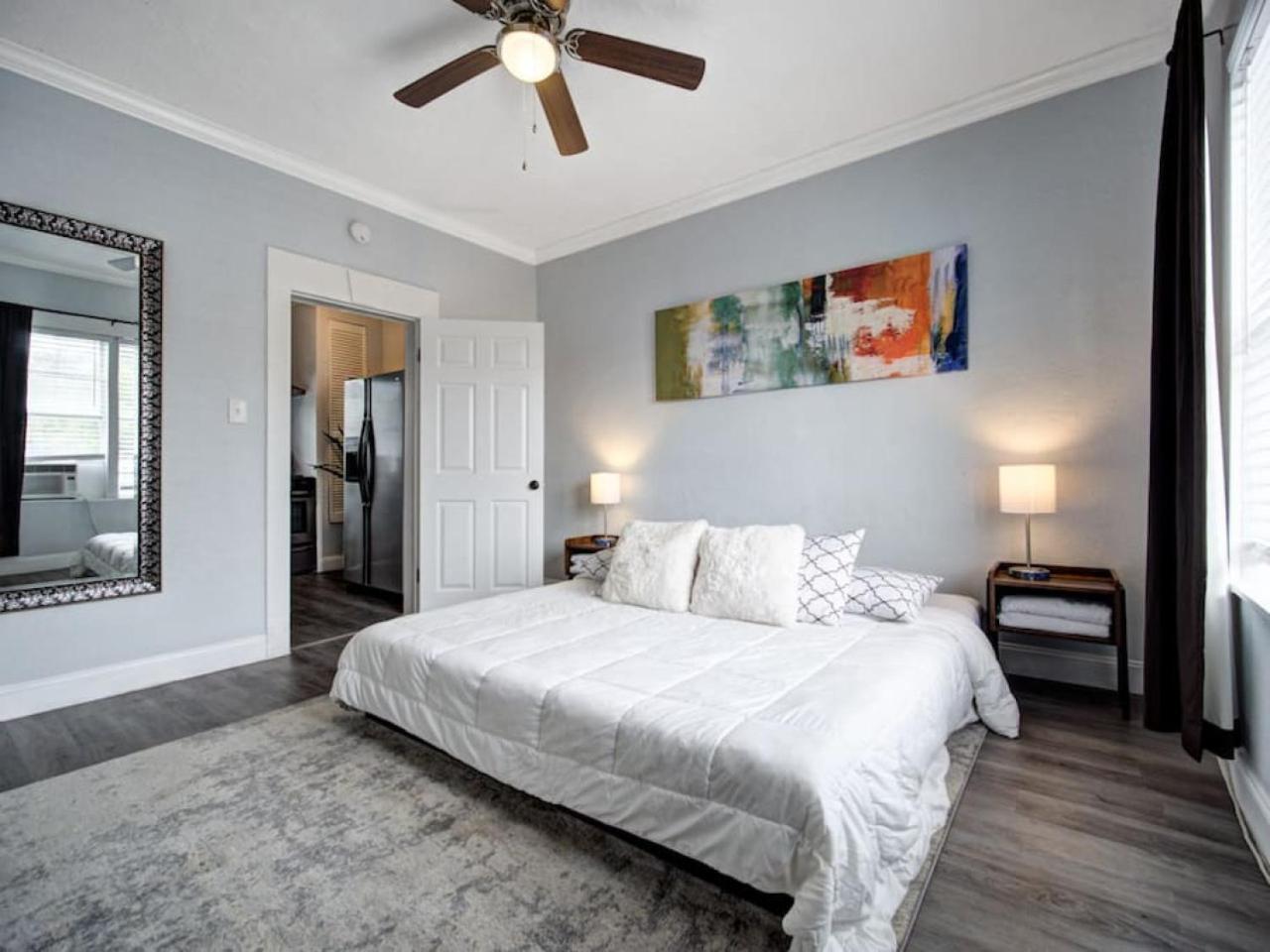 Modern Westshore Tampa Bagian luar foto