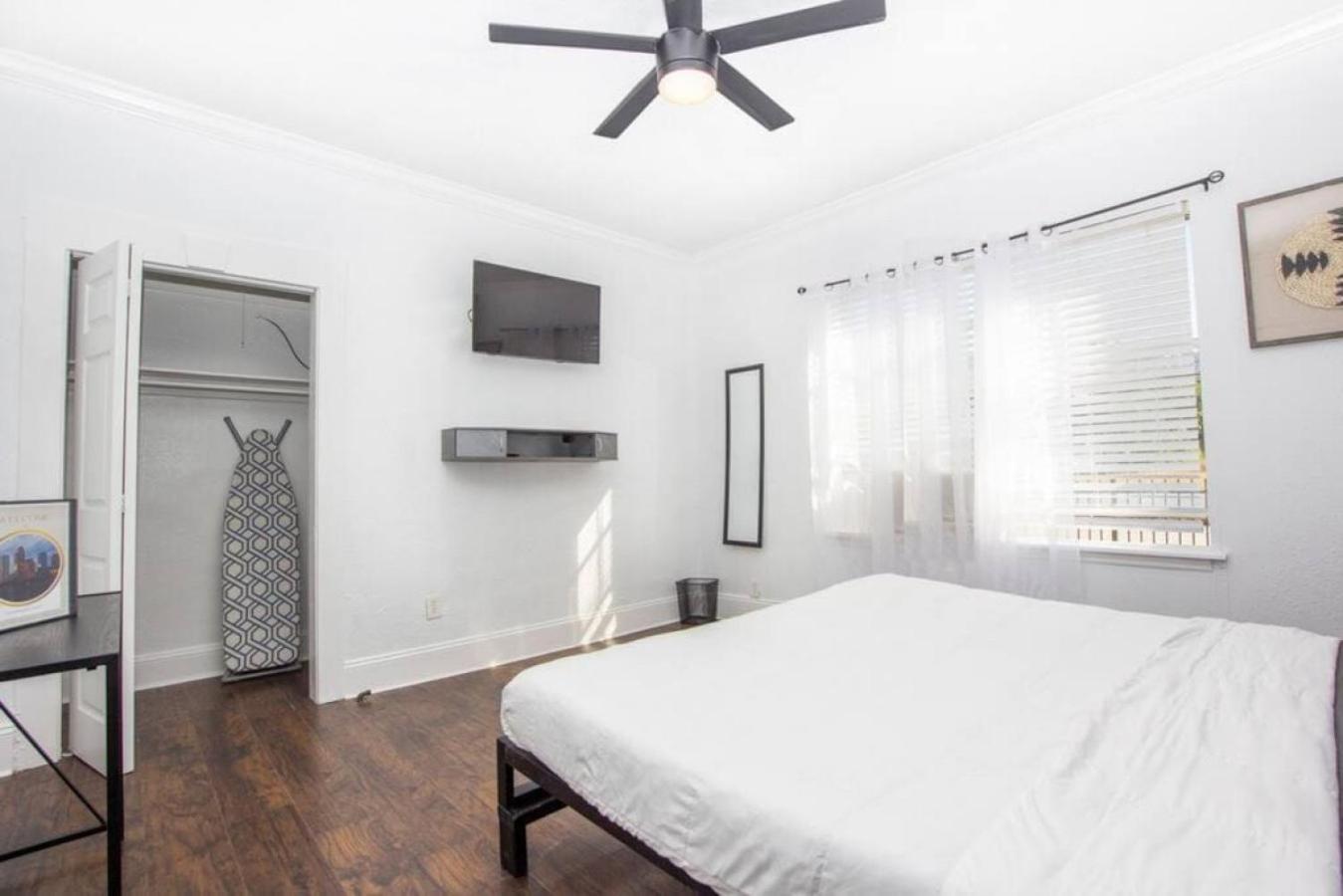 Modern Westshore Tampa Bagian luar foto