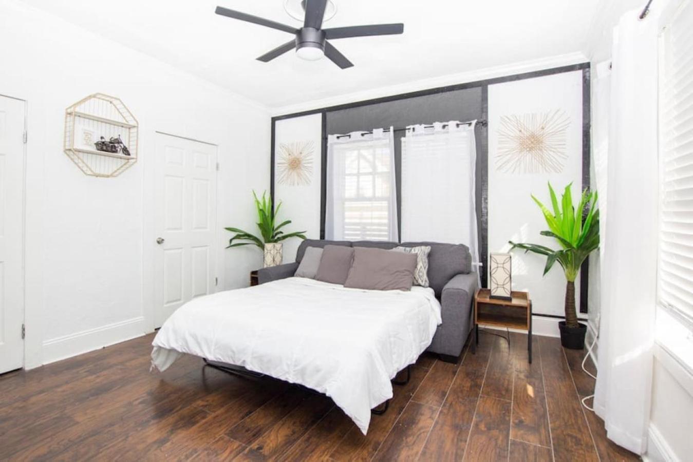 Modern Westshore Tampa Bagian luar foto